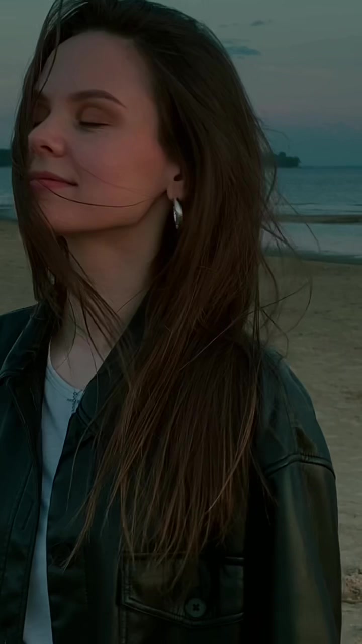 @AccidentalAlisa