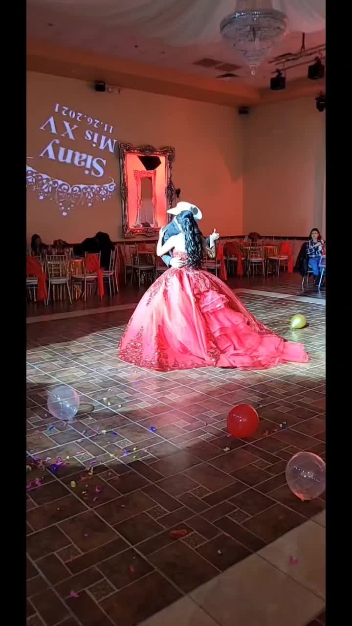 @Esmeraald_a