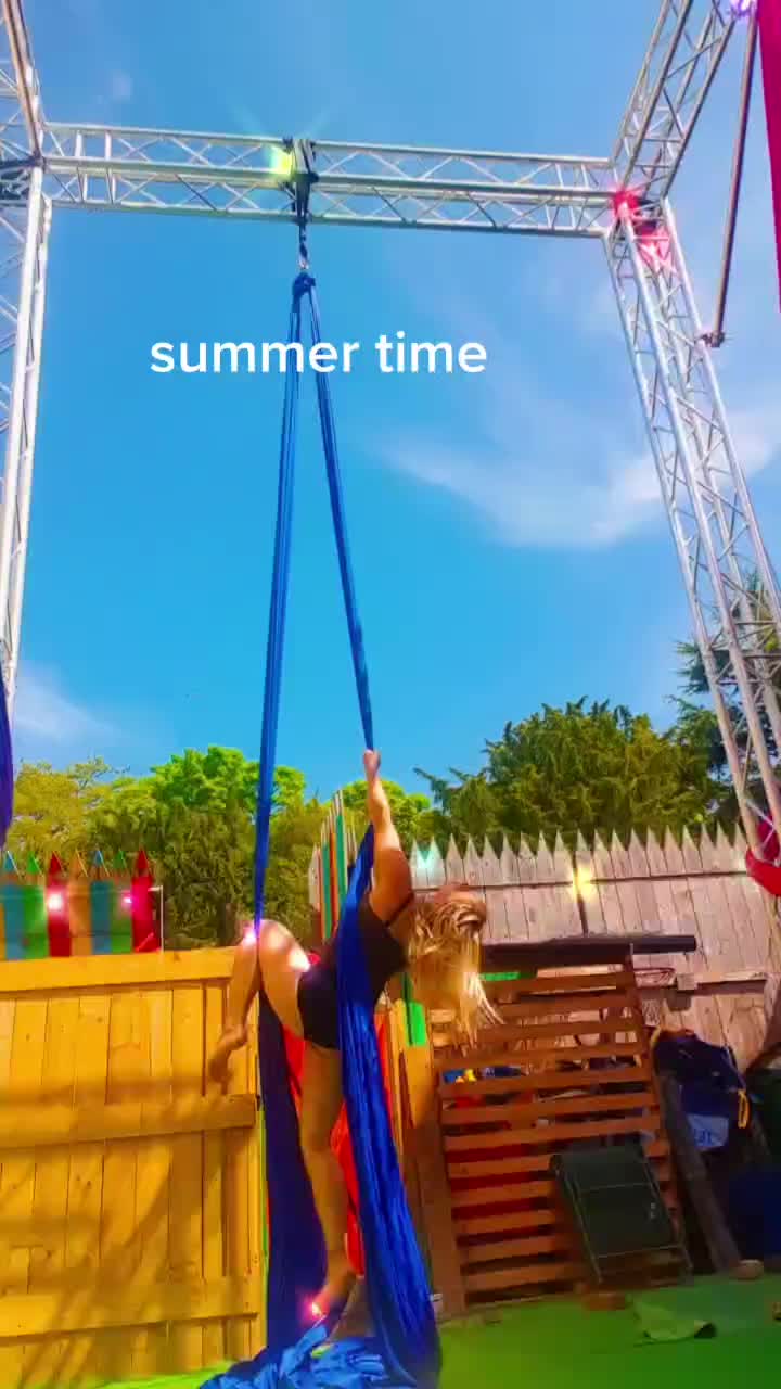 @Circus Granny
