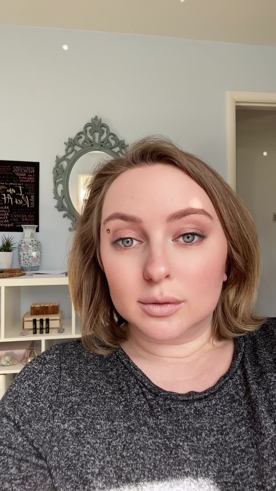 @Charlotte Kaye