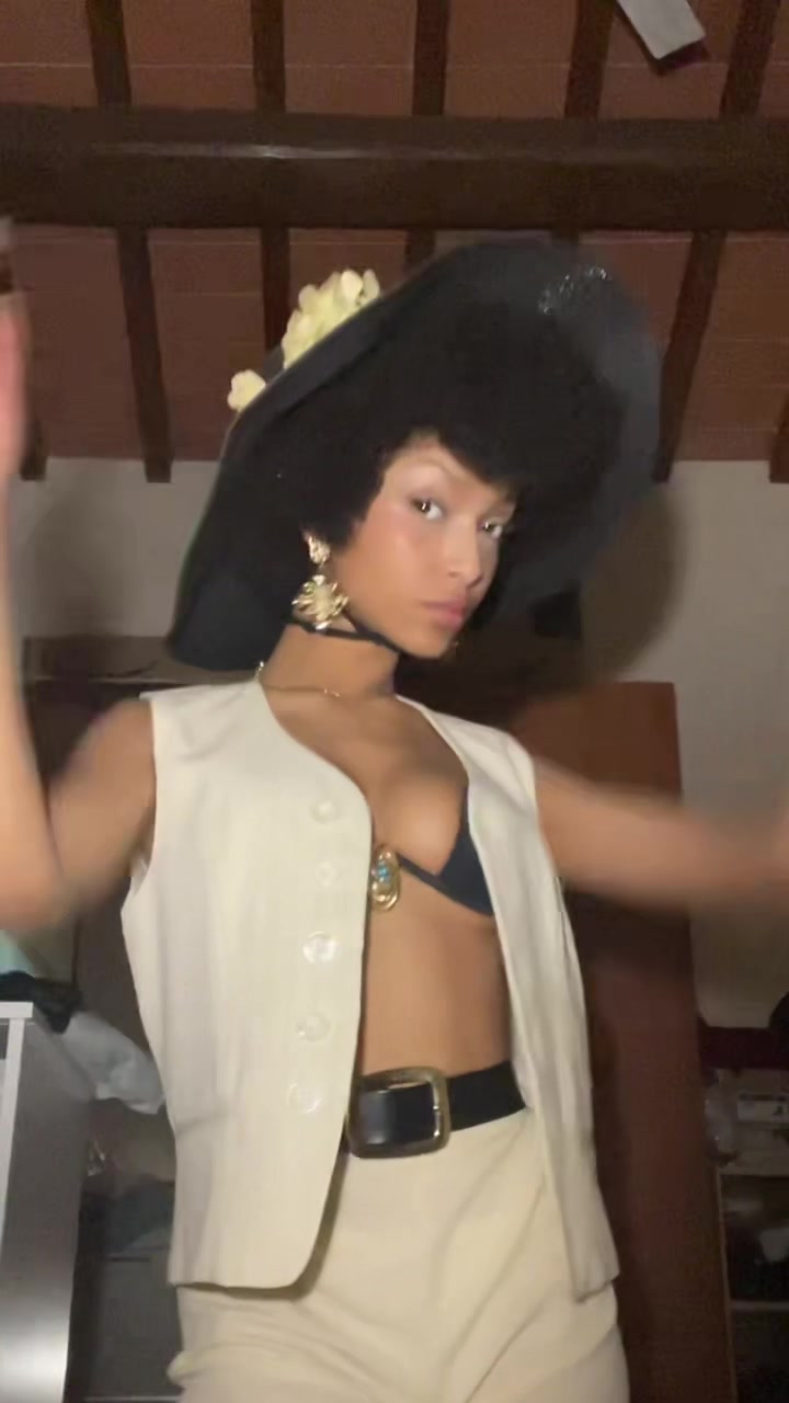 @Luna Maracci
