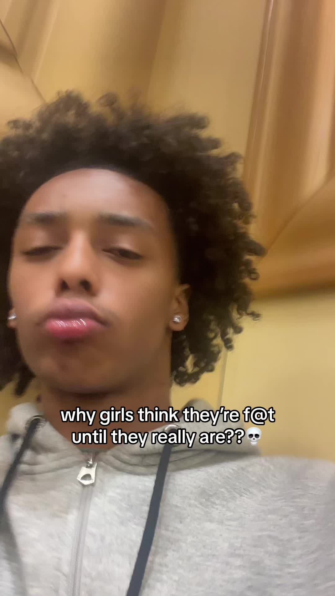 @👤