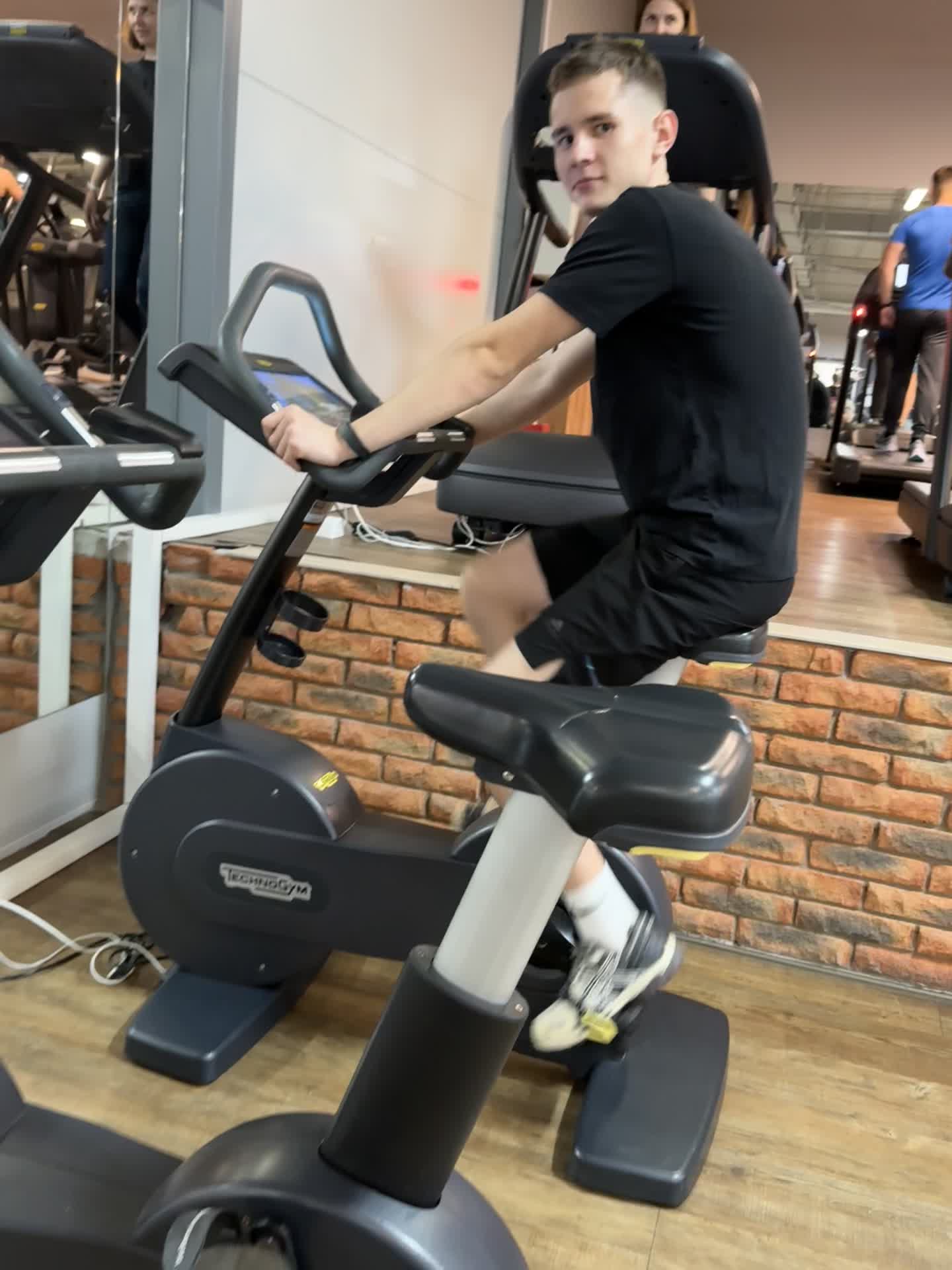 @жендос