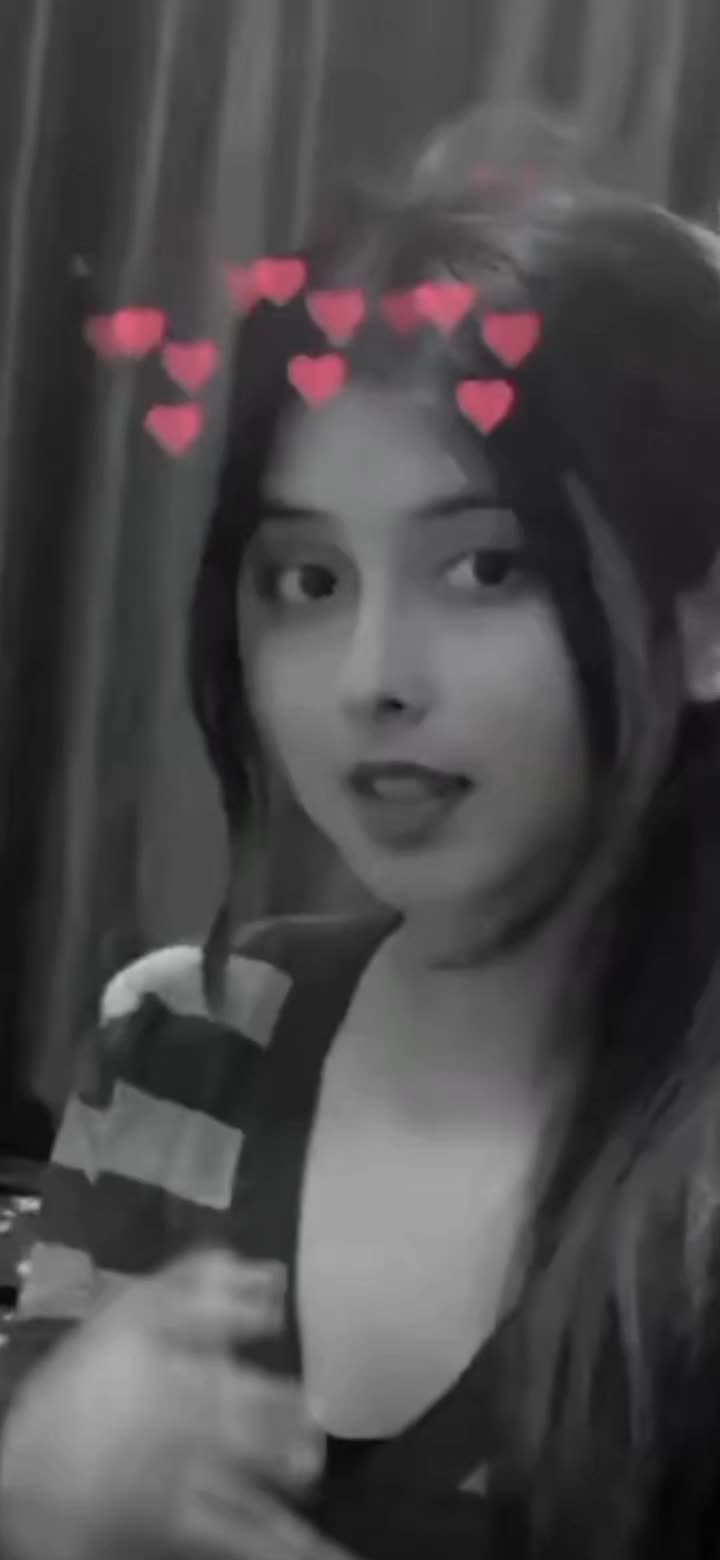 @꧁decel_qız👑2004🐆👧🏻꧂