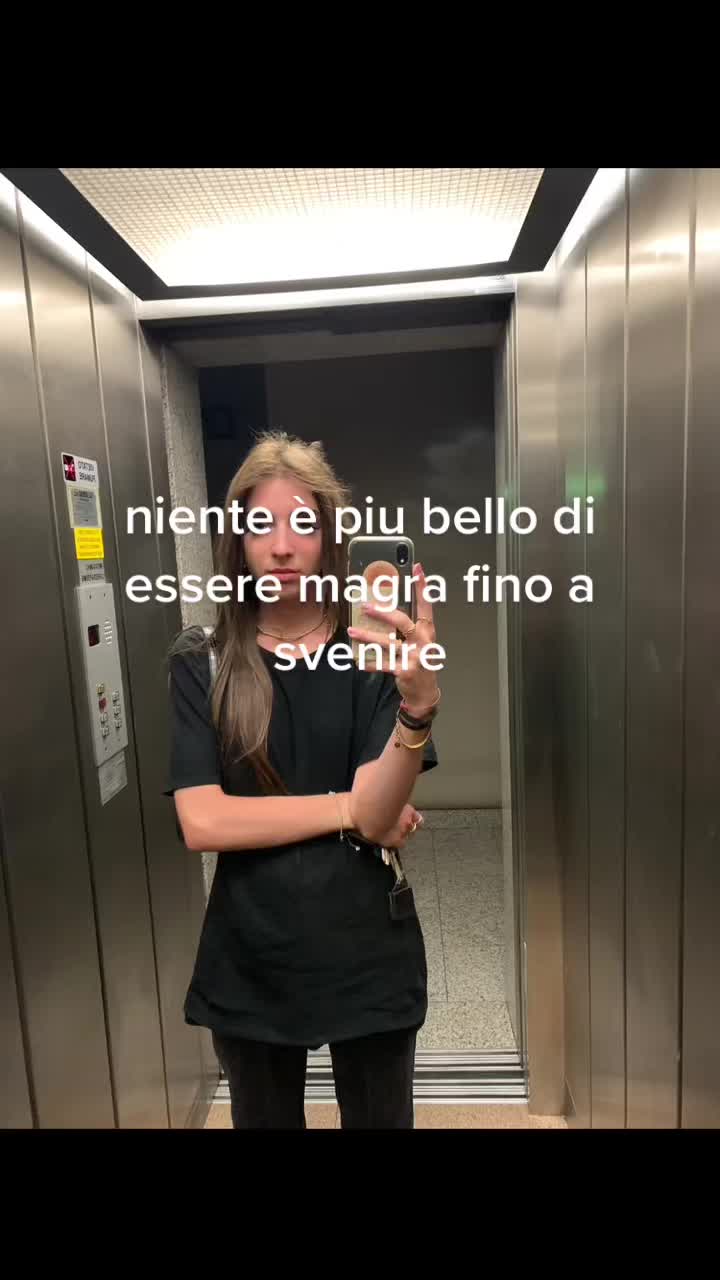 @camillacesana
