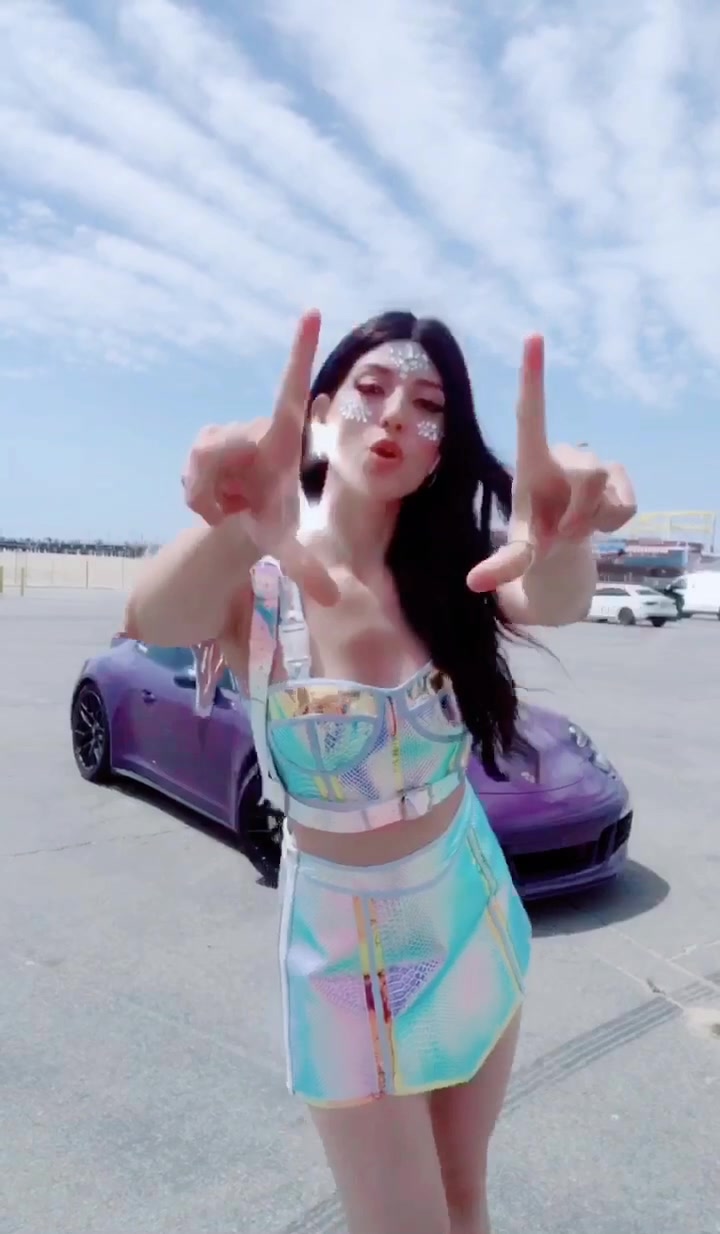 @MEGARACER