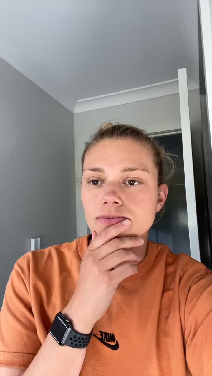 @Dee