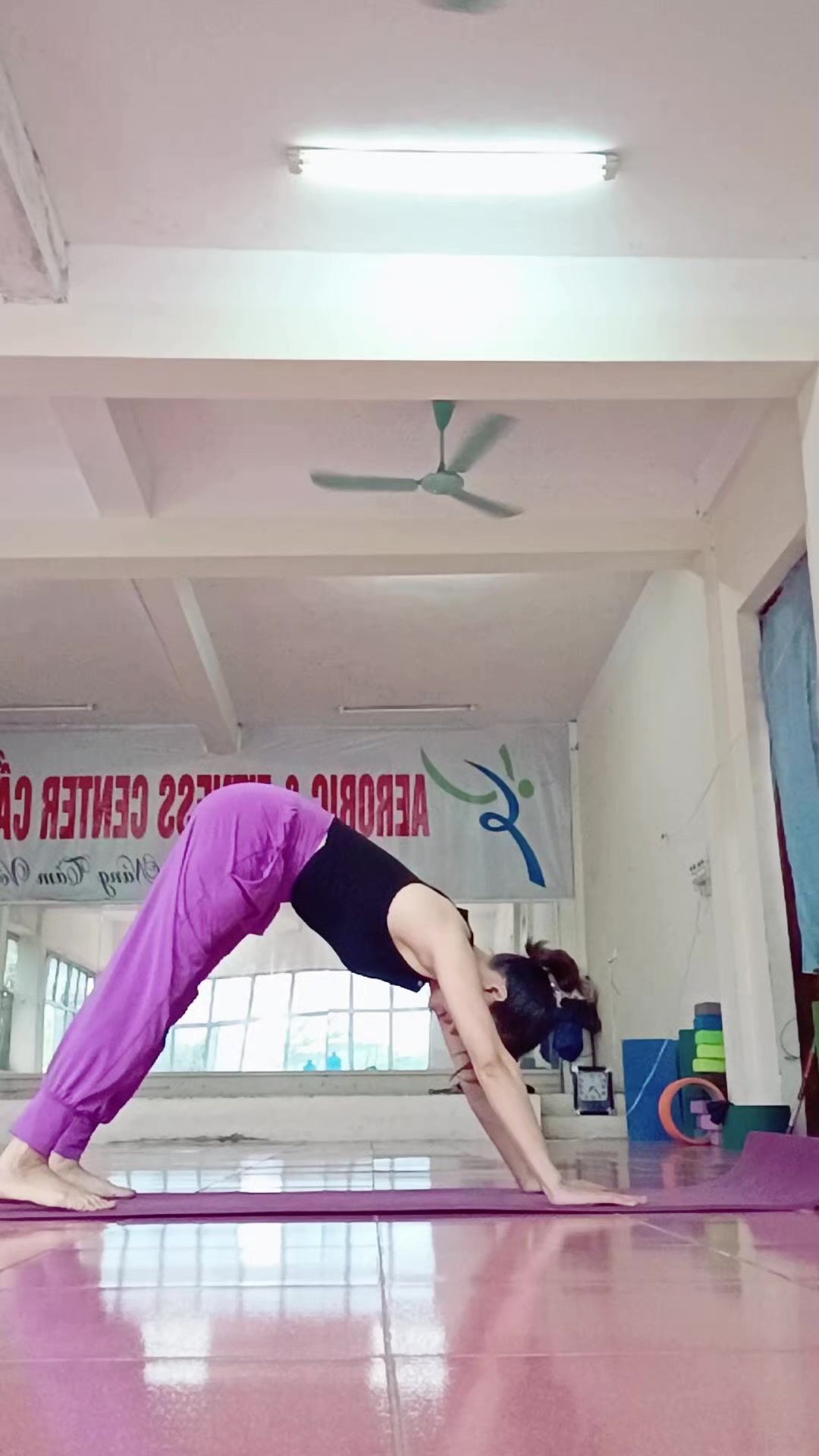 @Hoàng Thùy Yoga💯