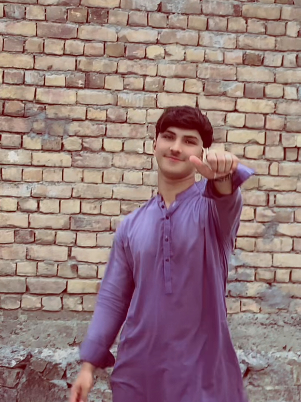 @AQIB DIROJY✌️
