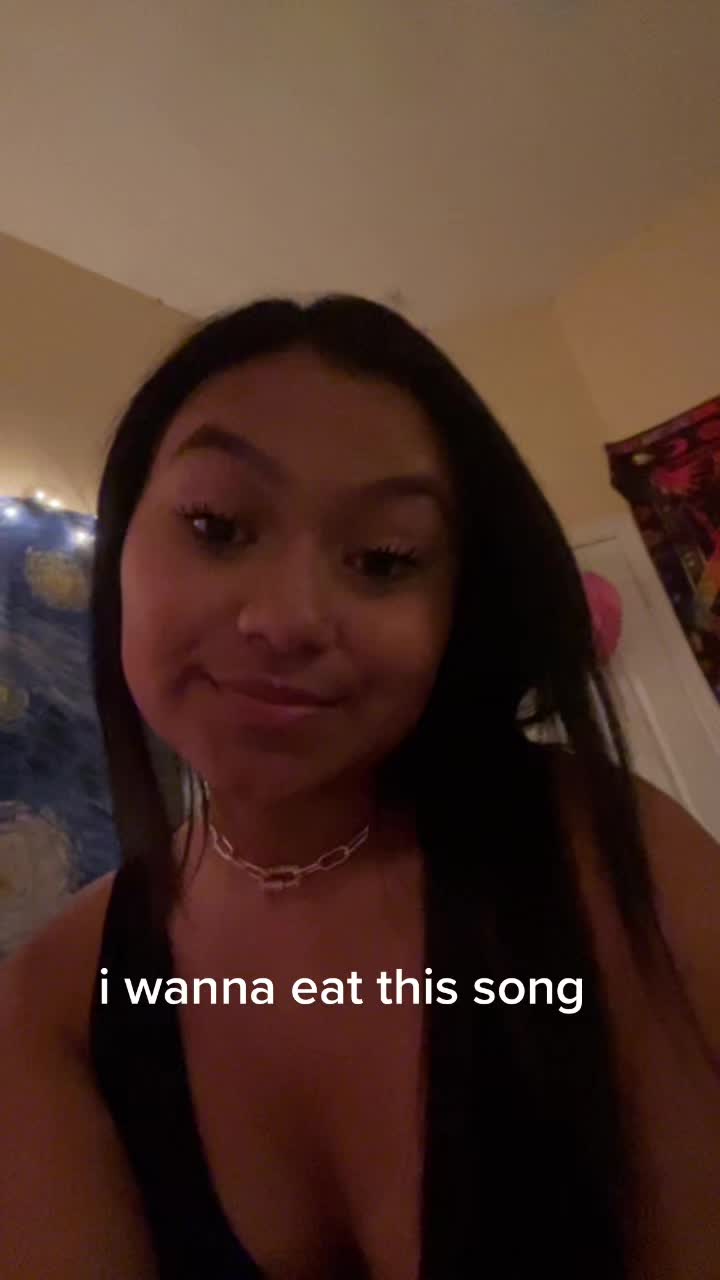 @mitchrowlandswife