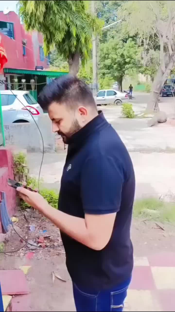@Vikuu