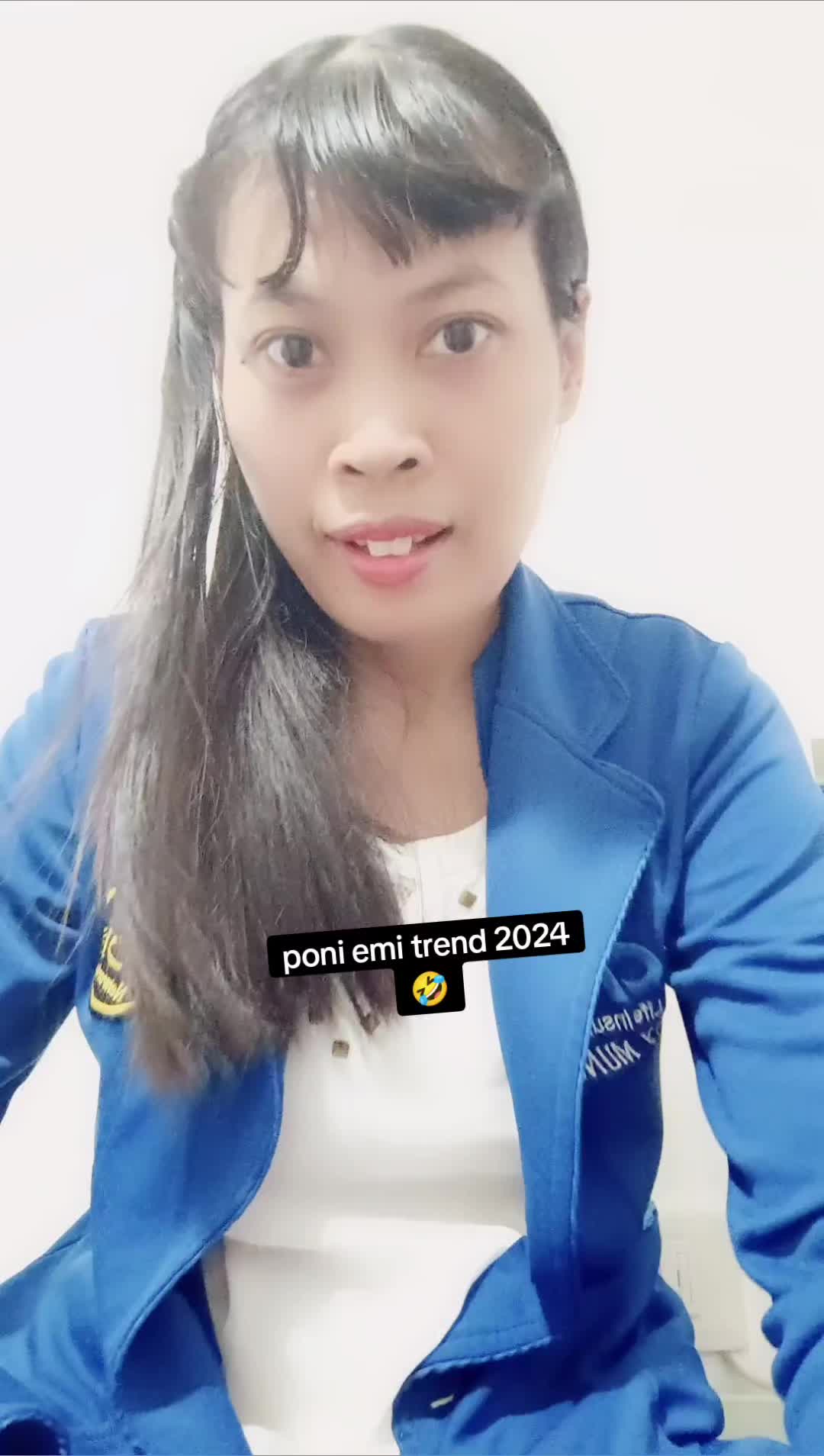 @Emi_mungil_bawel_pati