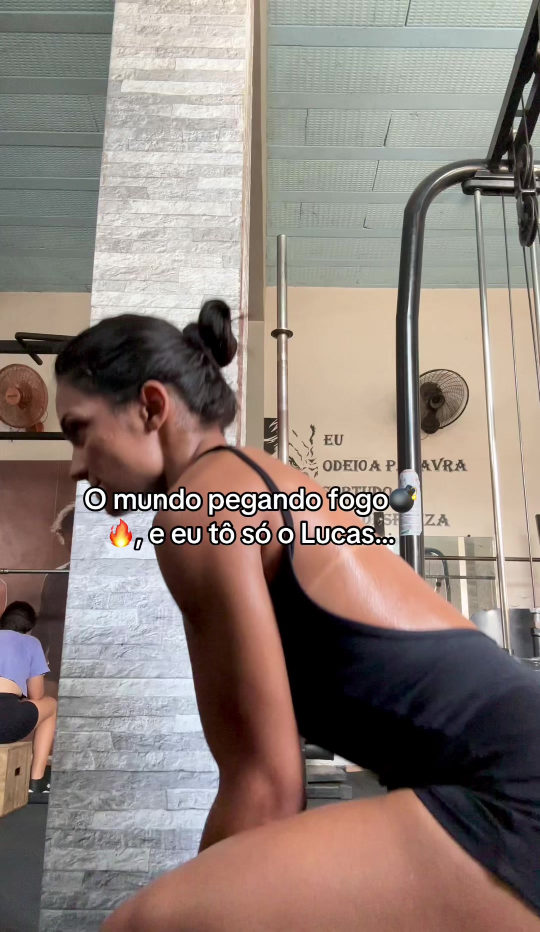 @Raiisa