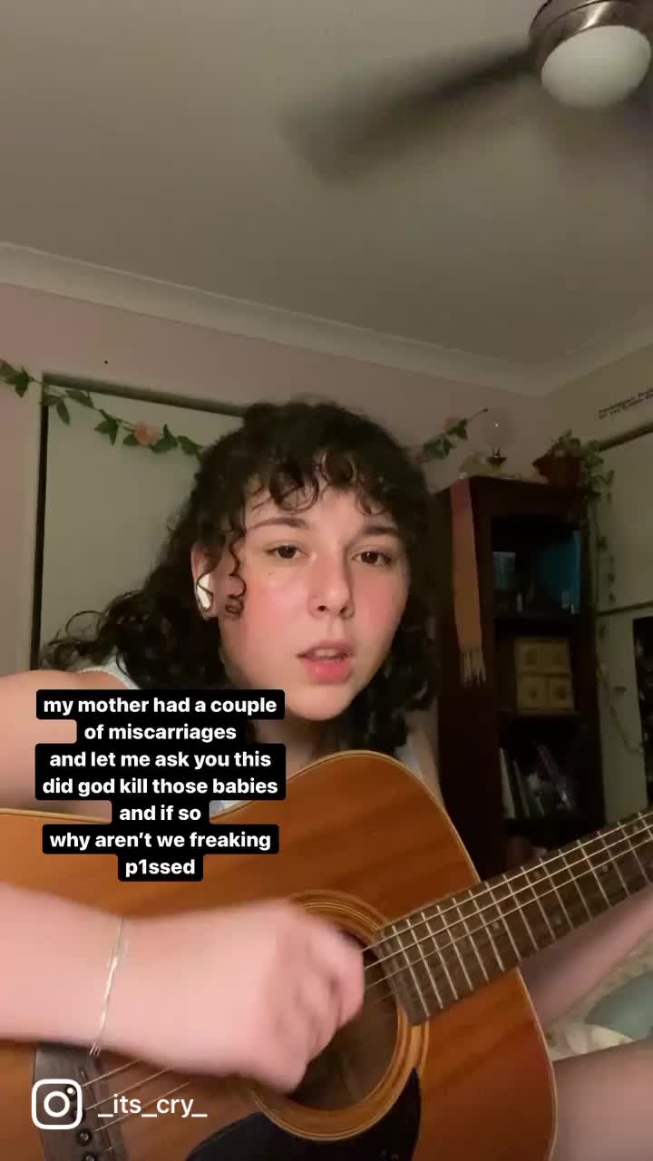 @_chloe_faye__