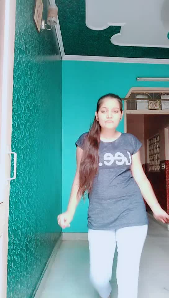 @varshaaruu