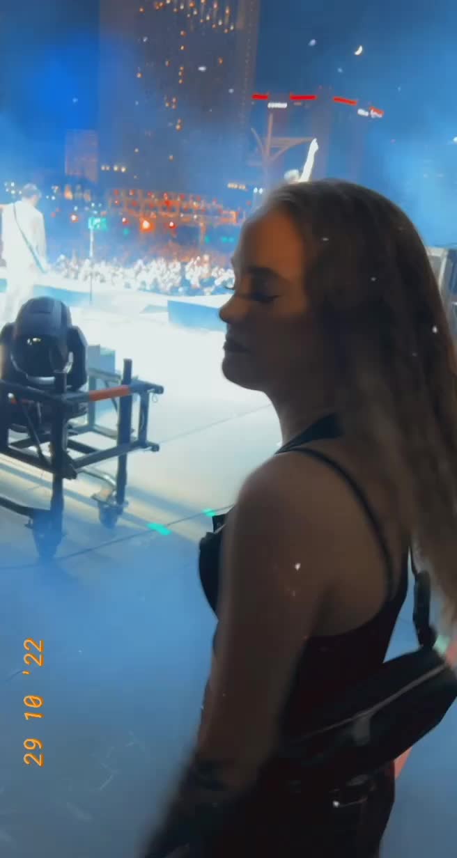 @alrightarianna
