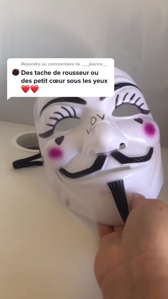 @J’ai les yeux vert les gens ;)