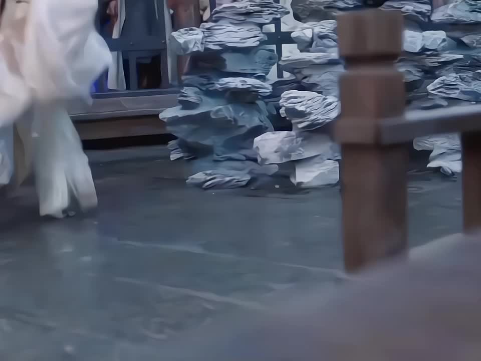 @Qinn