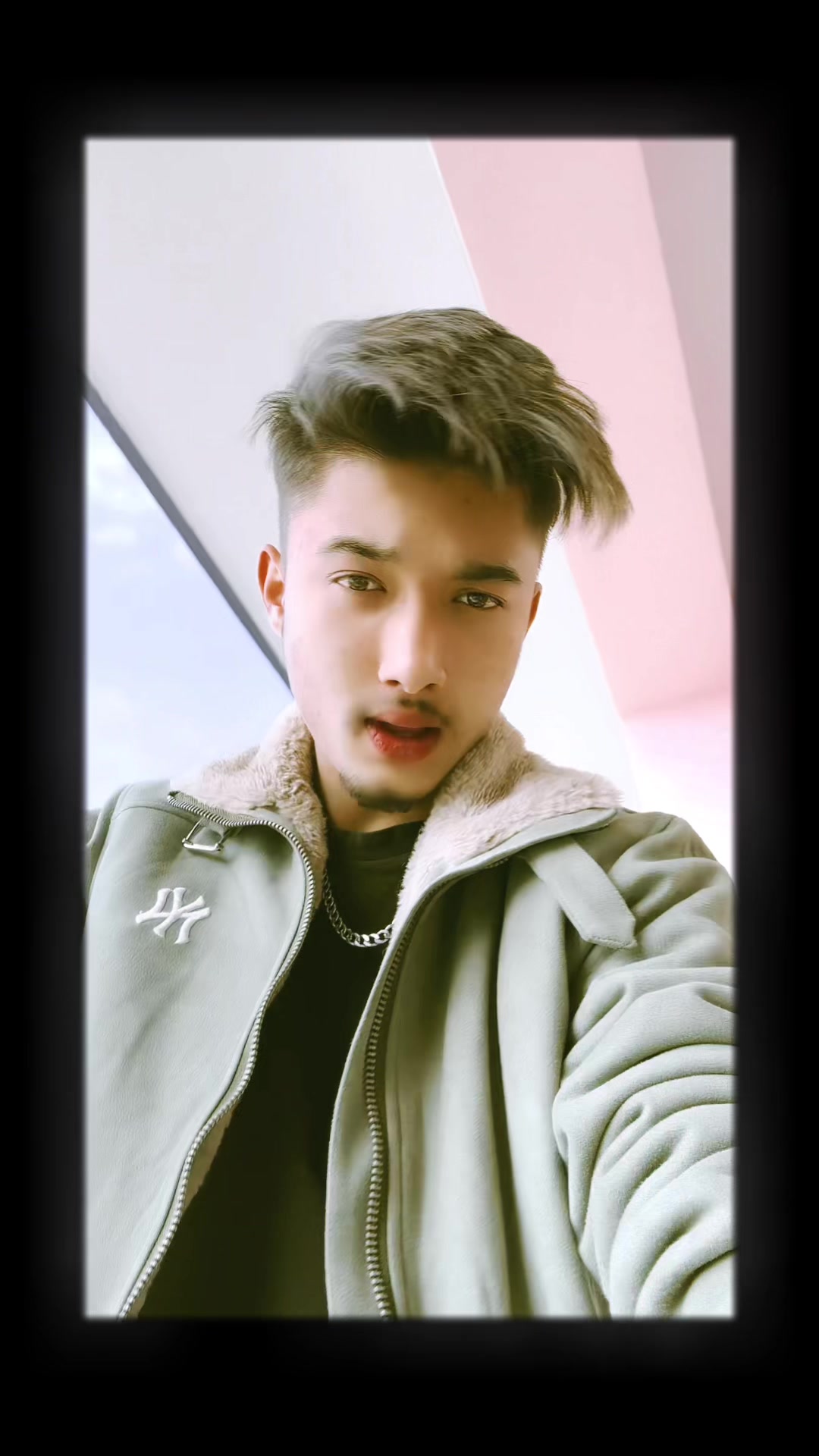 @Aashish👑