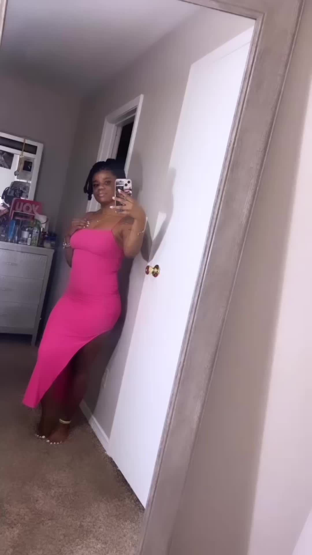 @TheRealAlexisKierra