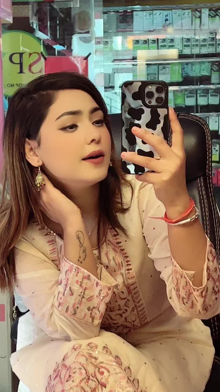 @priyankabhandariofficial