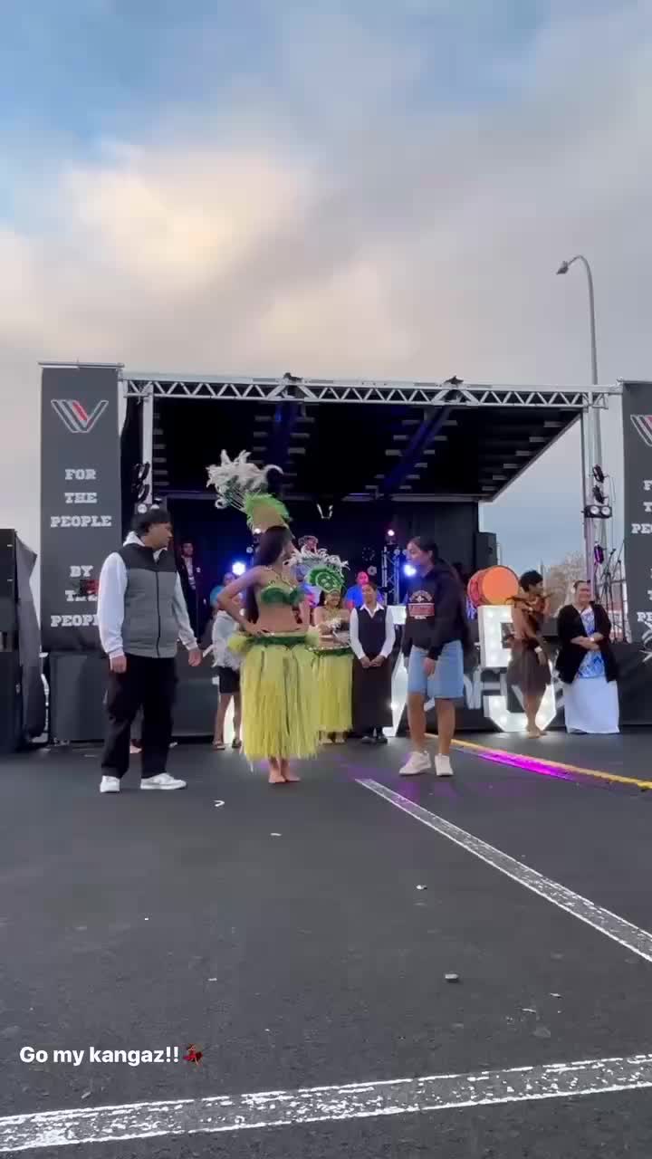 @Taina Toi