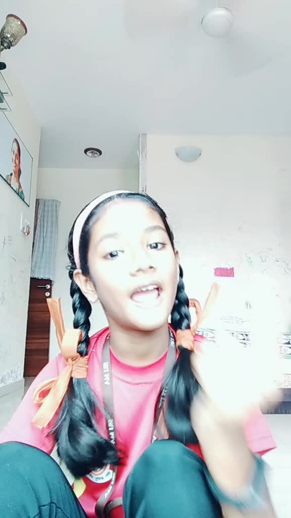 @Priyanka🤓🤓💩🙀