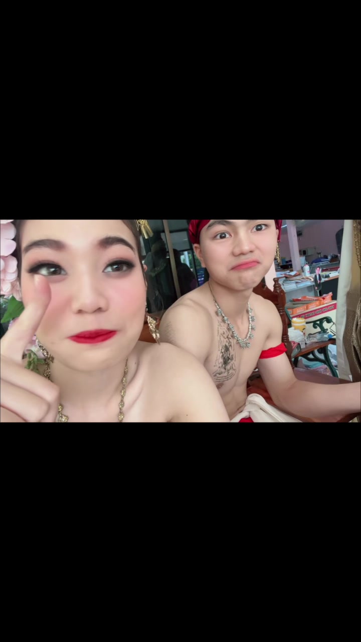 @ครีมตาหยี๋🍒🐻&zwj;❄️