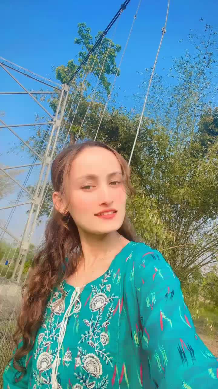 @Mrs.ThAkUrAnI_👑