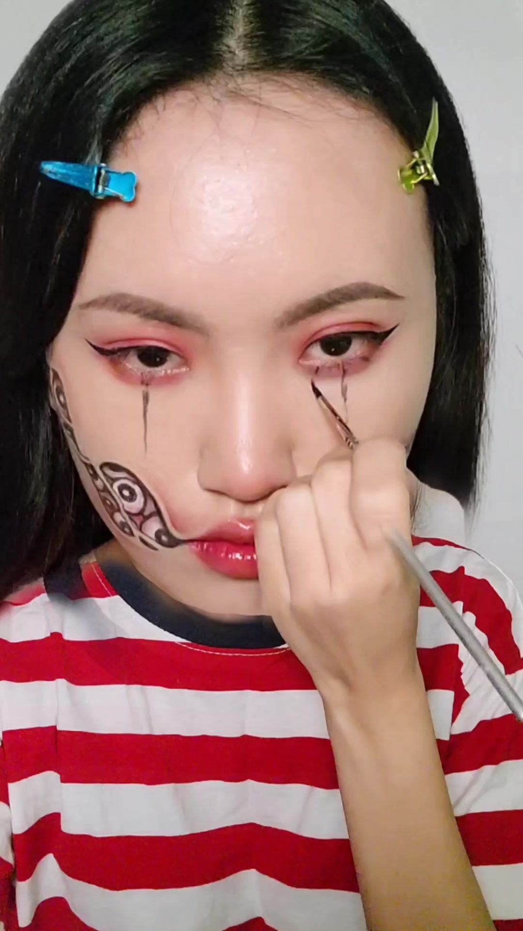 @MENA메나