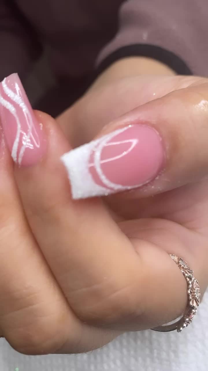 @Dimplesnailsbar