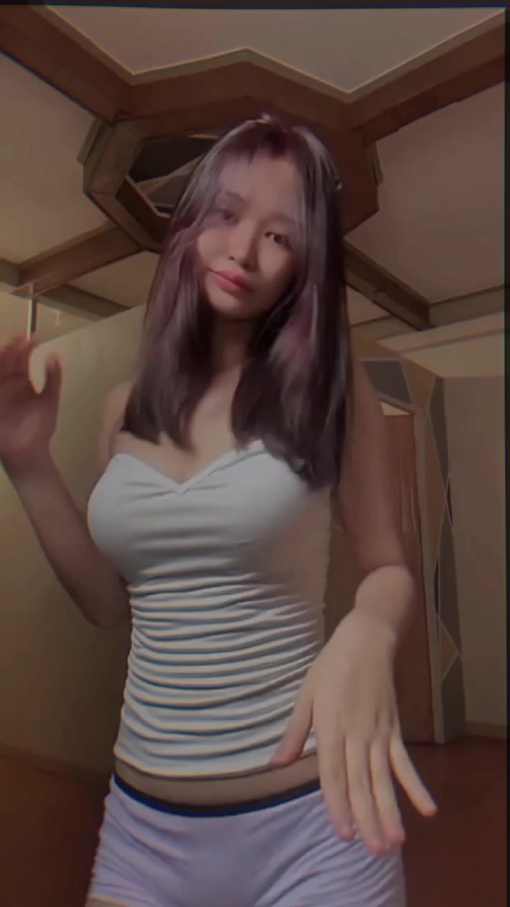 @𝑀𝑎𝑦 𝑥 𝑂𝑉𝐸𝑅𝑌𝑂𝑁𝐸