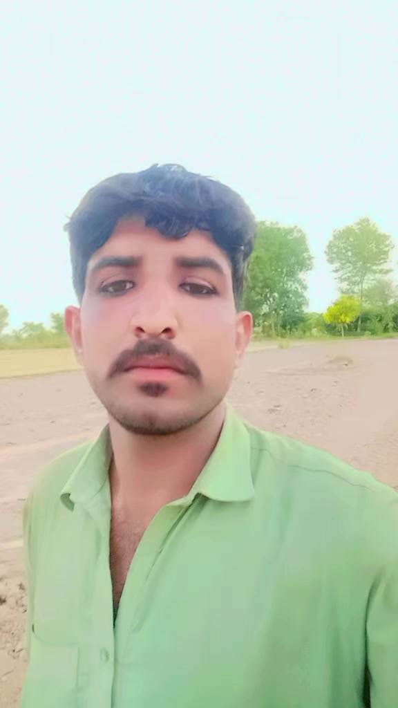 @tiktok.com/@falakshar3244