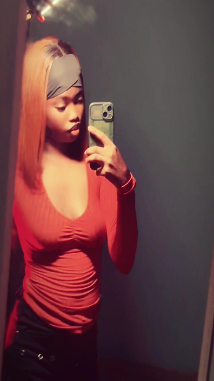 @🥀🌸 Vickky 🥹❤️