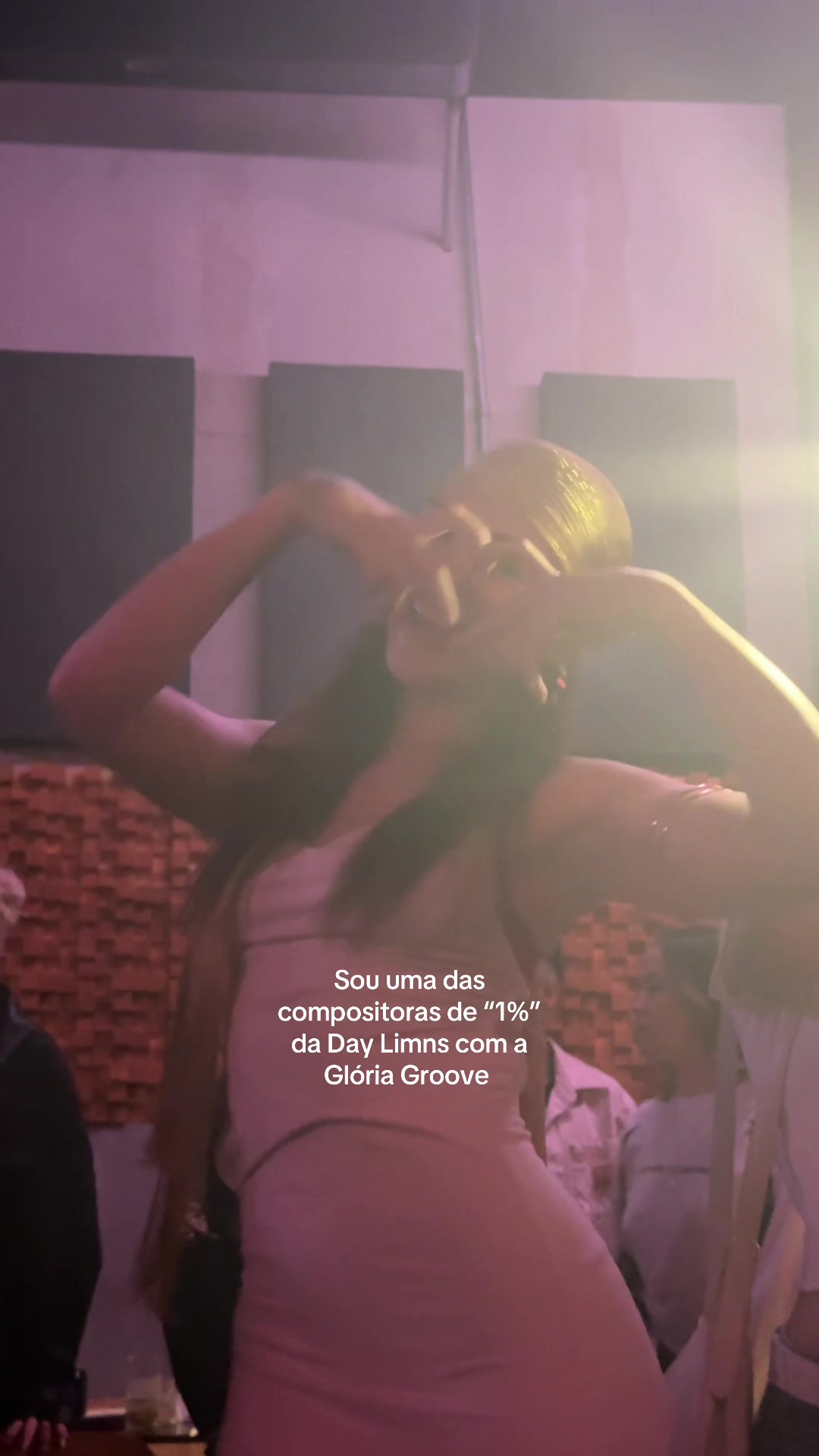 @Giana Mello