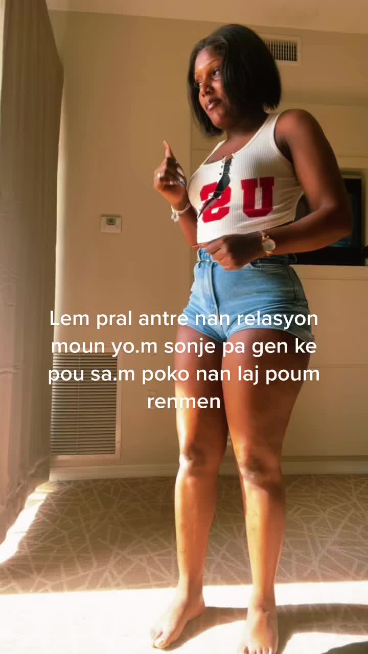 @Zoebae509