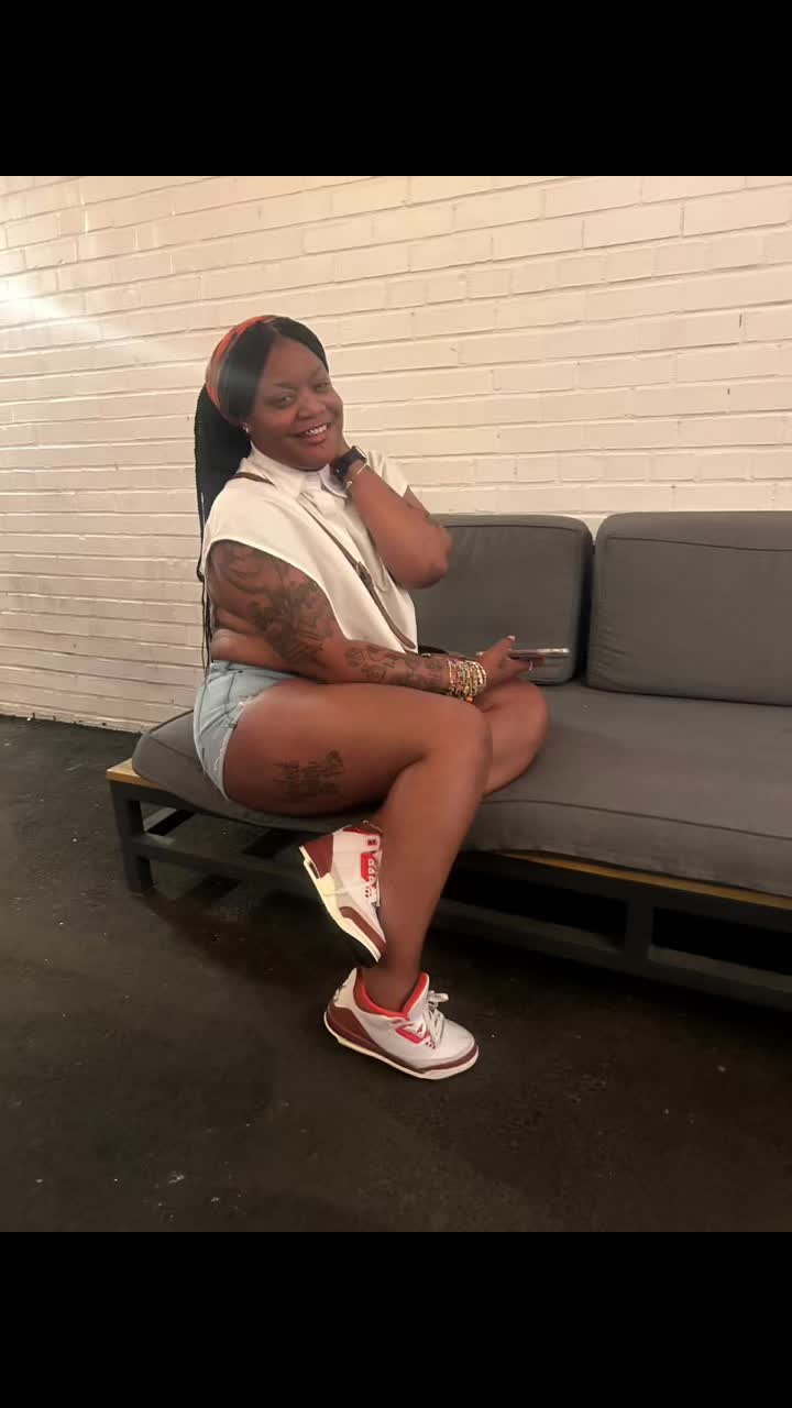 @NIQUE-AA