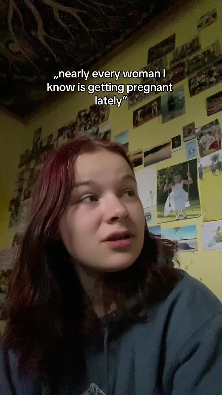 @Elli