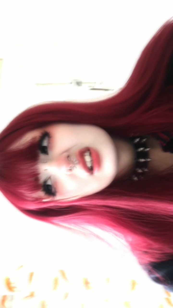 @Skullworm