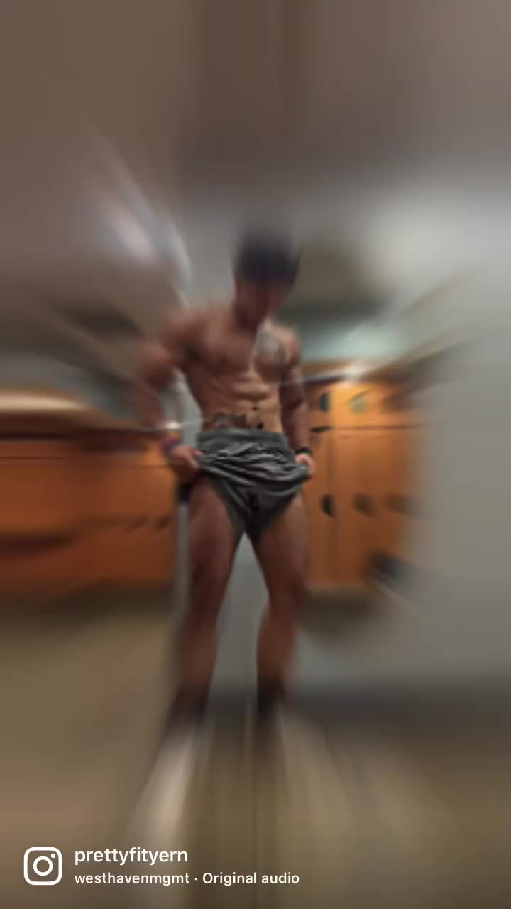 @Yernstaysfit