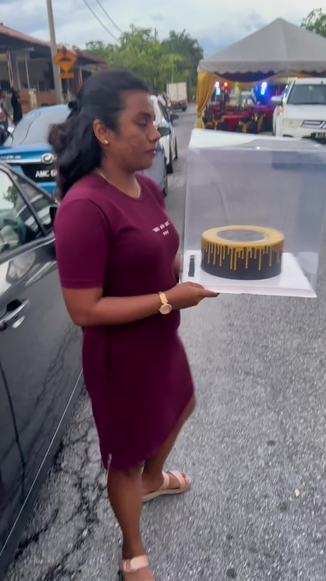 @Blowmycakes
