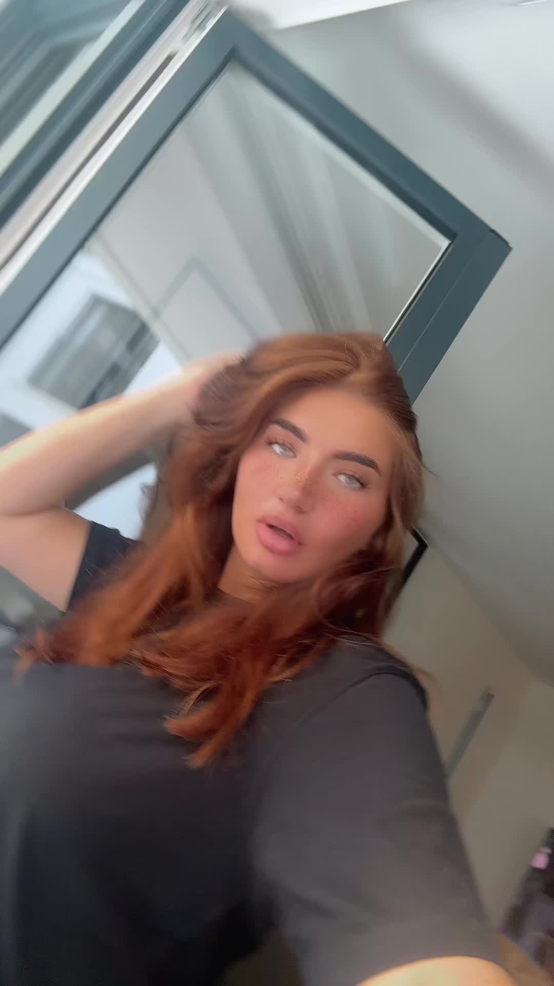 @Nina Mouly💋