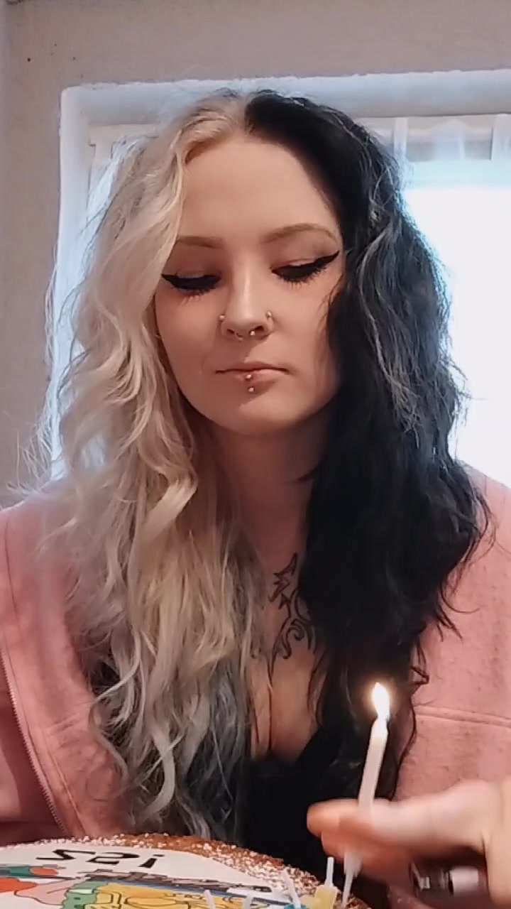 @Kimmy_kuraiko