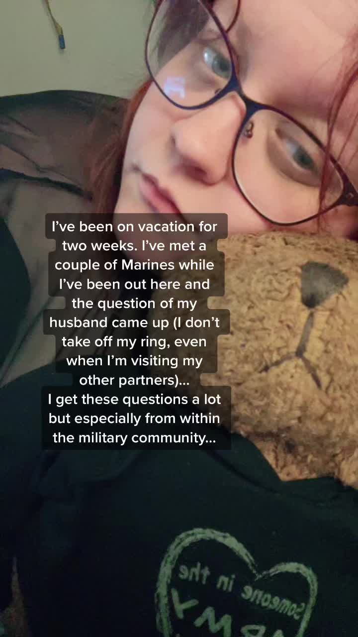 @LunaWolfe