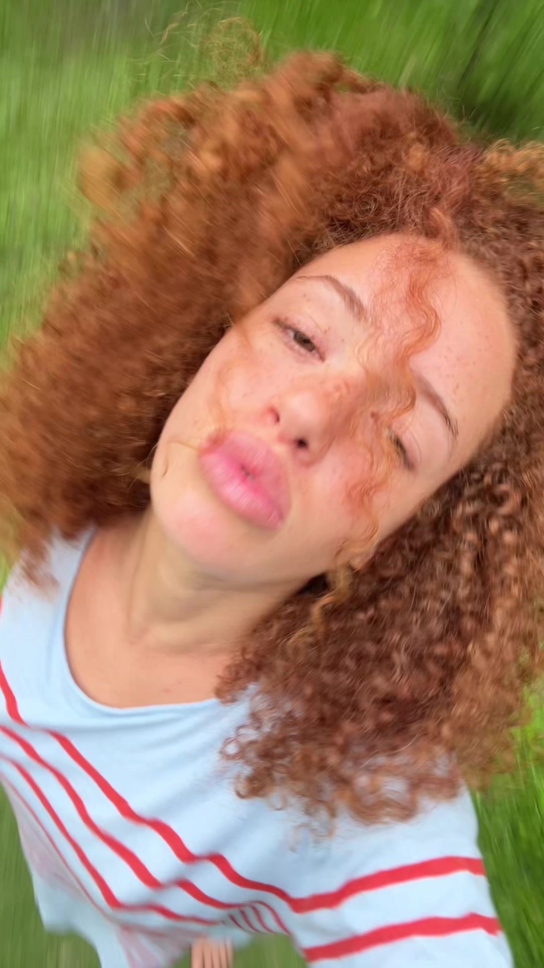 @🧜♀️ 🥷🏾