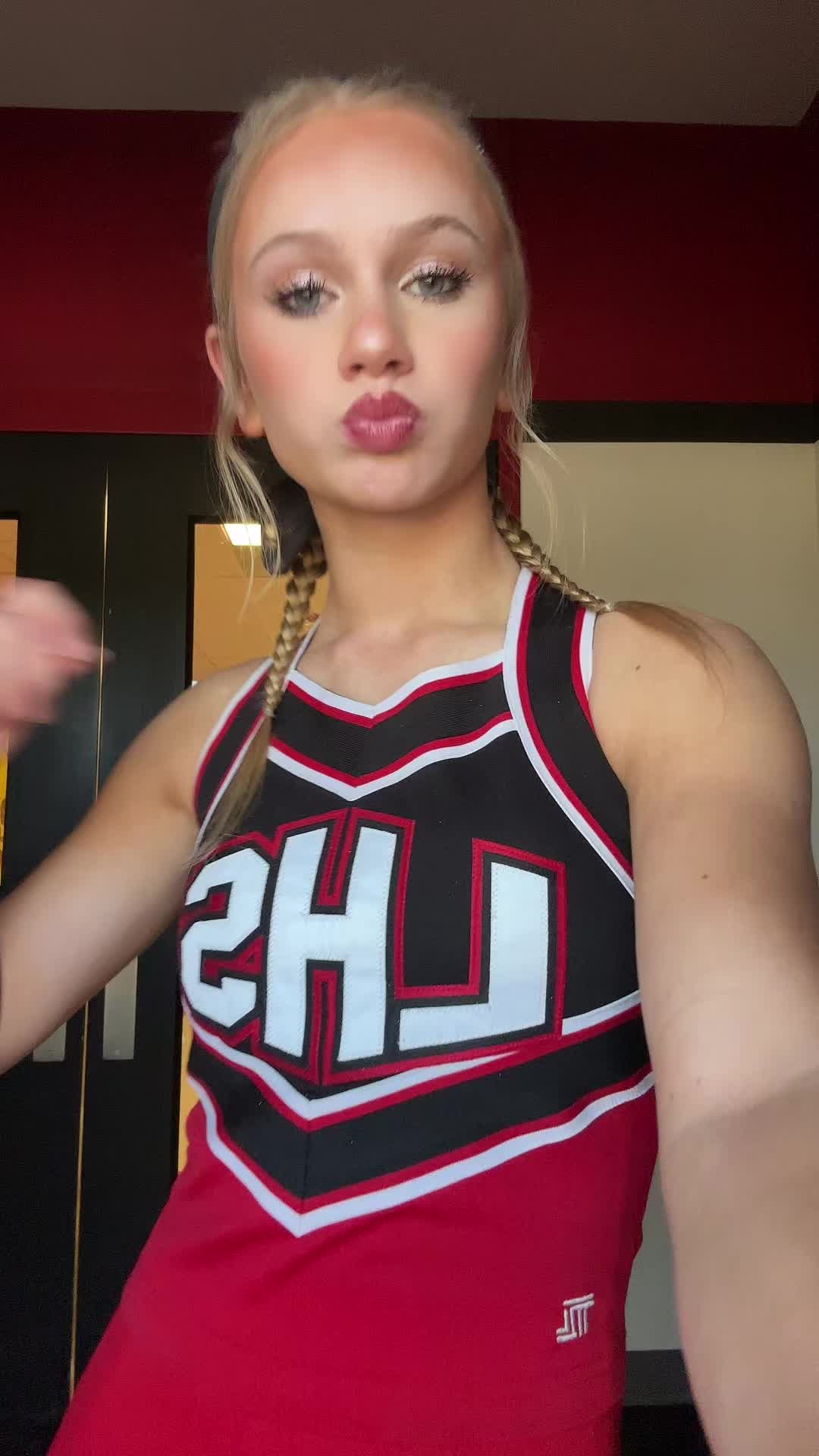 @XOXO