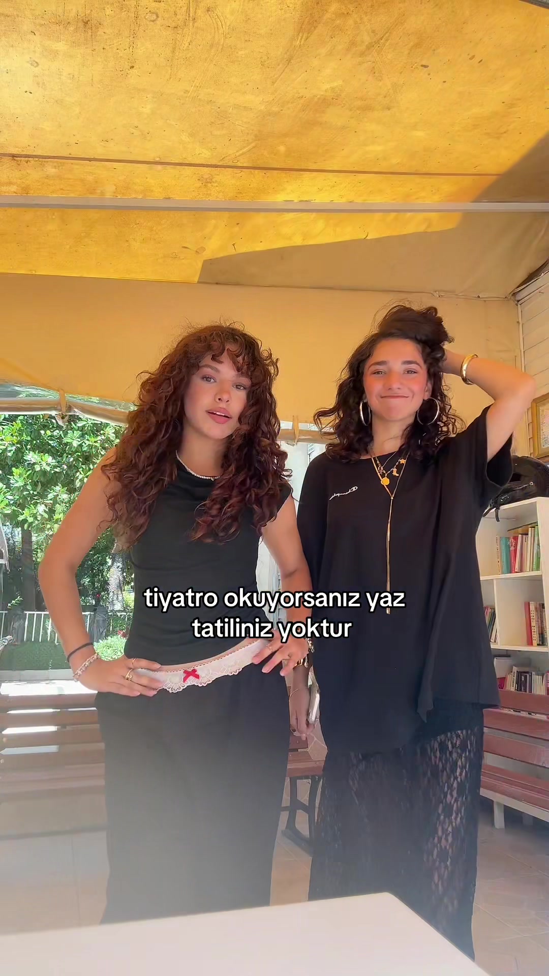 @zümra