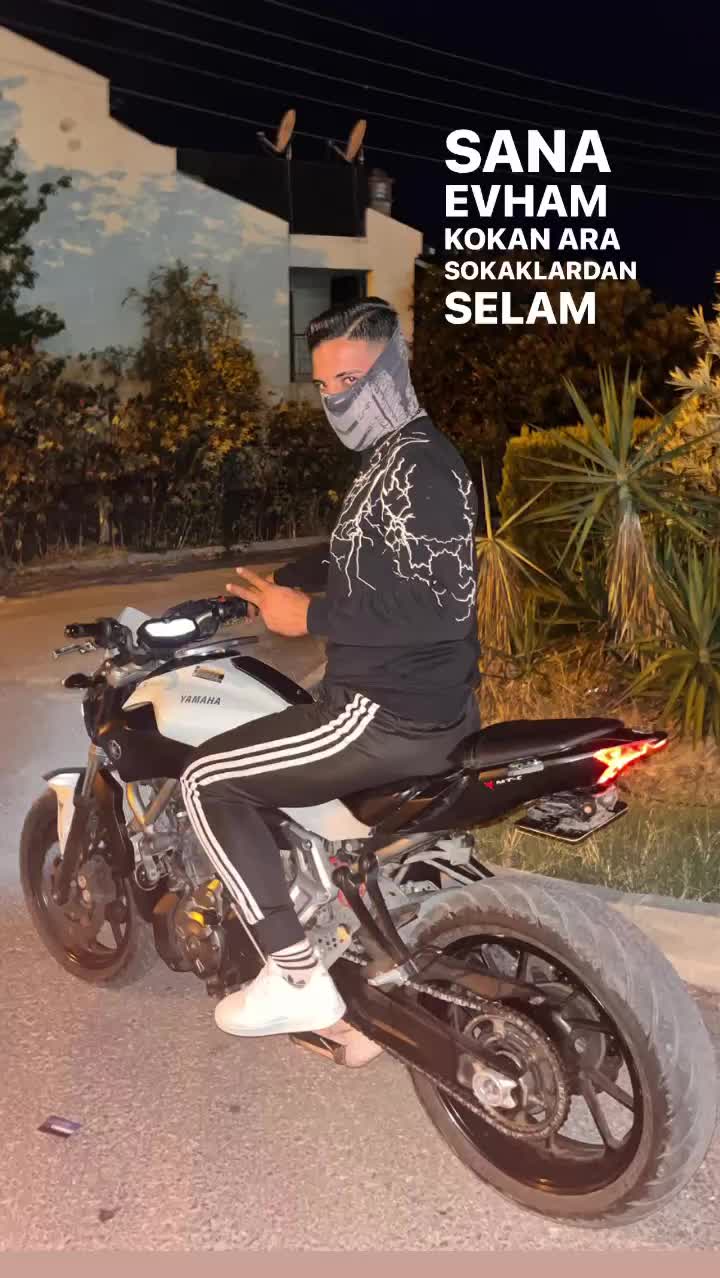 @𝓑𝓪𝓻𝓪𝓷 𝓚𝓪𝓱𝓻𝓪𝓶𝓪𝓷🦅