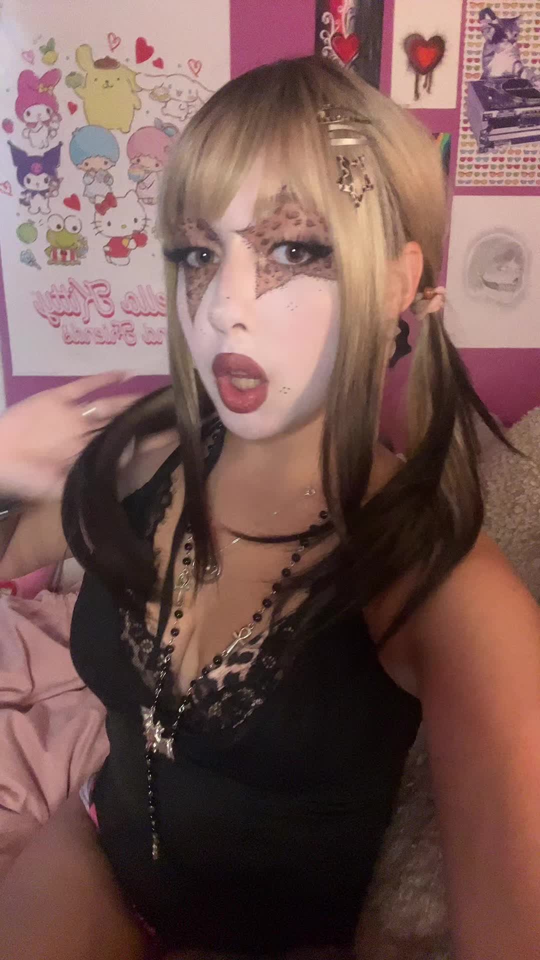 @Kris<3