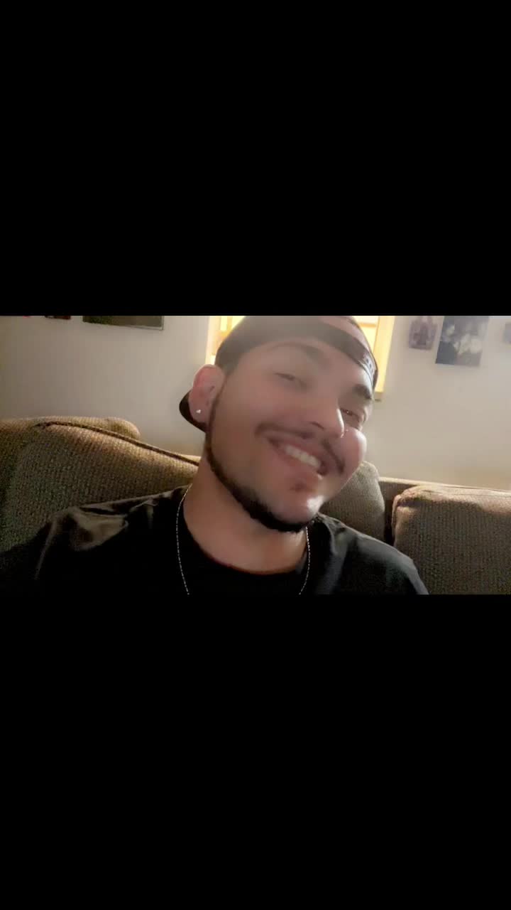 @Derrick Gallegos275